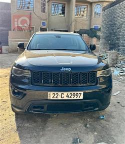 جیپ گراند شیرۆکی